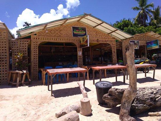 Nena's Grill and Drinks